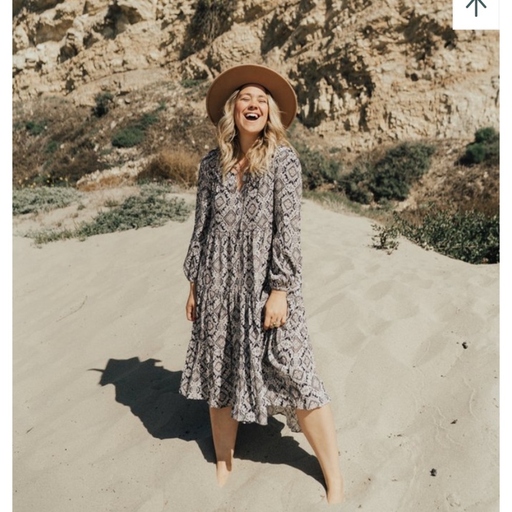 Carly Jean Los Angeles - Noel Dress